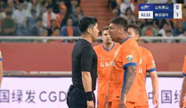 鹈鹕球探：杨瀚森表现超出很多人预期 有些球探叫他“小约基奇”