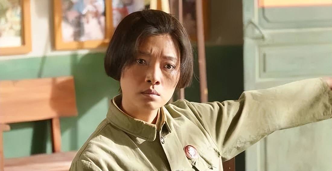 从《闯关东》认识她,颜值与演技并存,20年低调成功成赢家