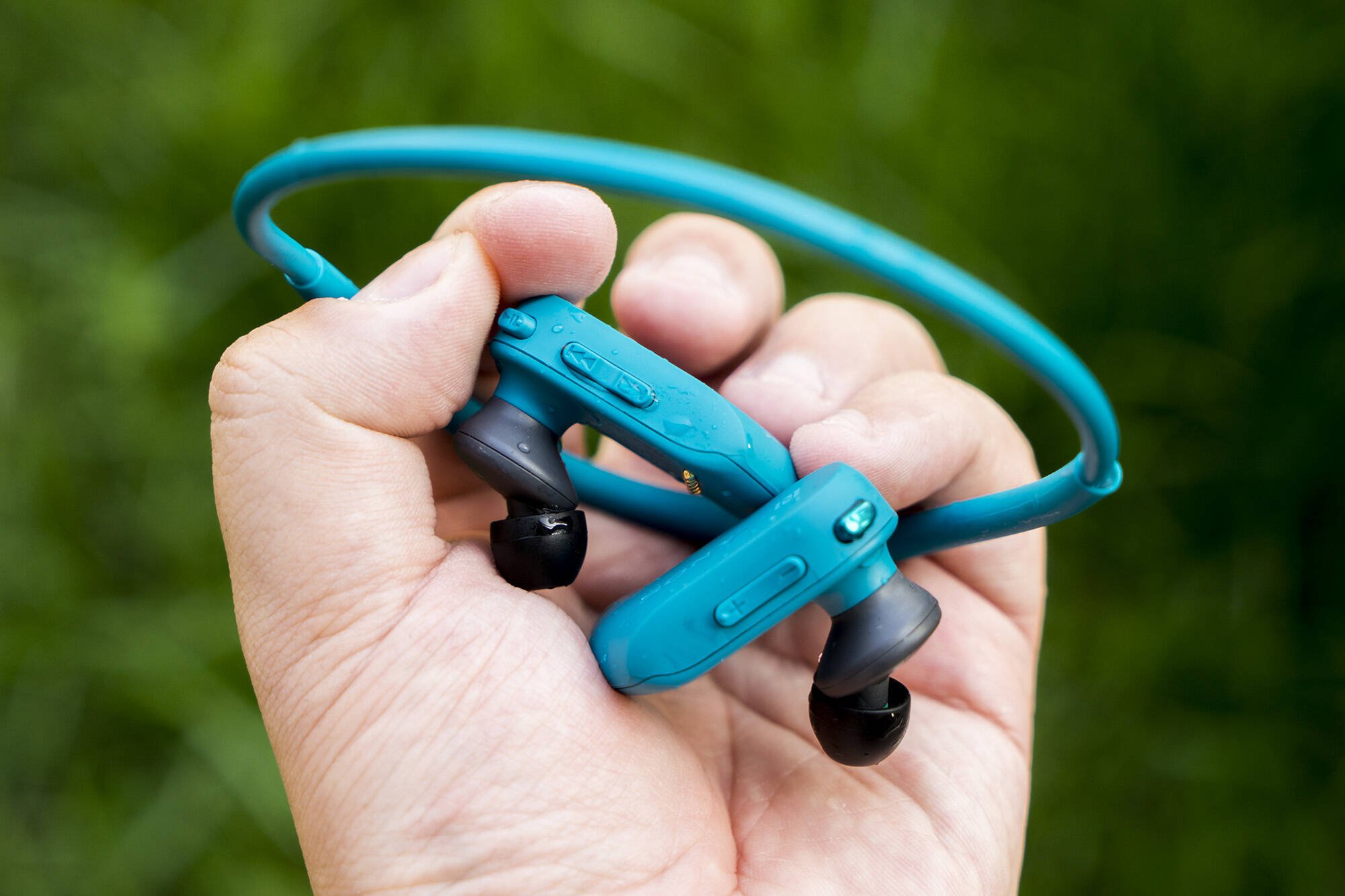 游泳耳机哪个牌子最好?2025年游泳耳机权威排行榜揭秘!