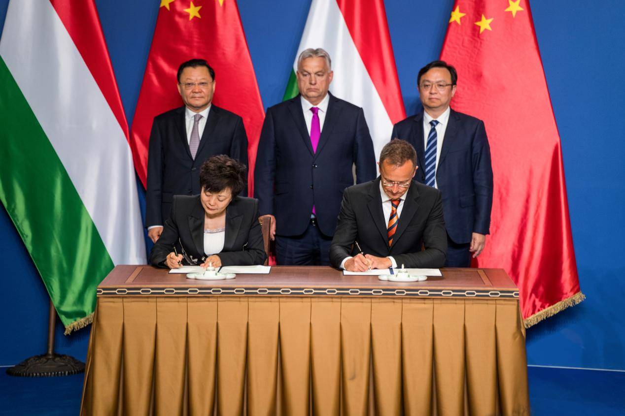 比亚迪欧洲总部落户匈牙利,全球化布局又一里程碑