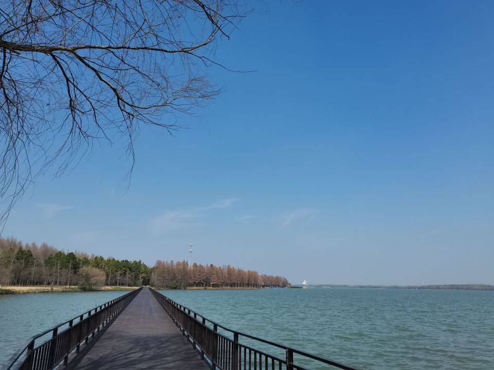 西沙明珠湖景区,水上运动和森林徒步的生态型5a景区