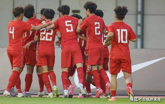 锋利刀片的右侧没有注意到：Xie Jin给出了最后的