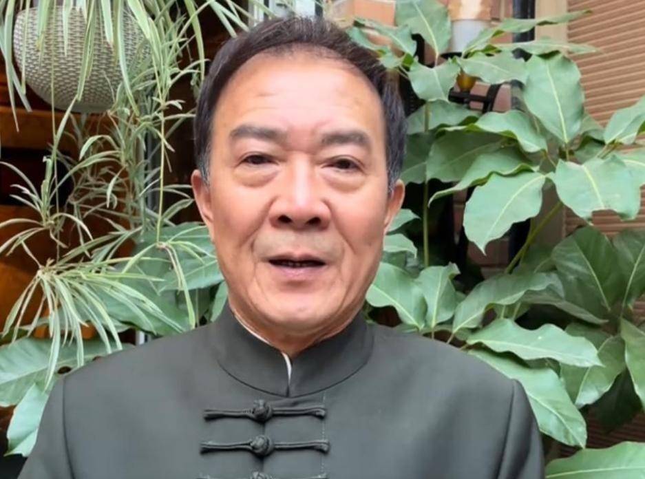 依照旧规,这叫做"托妻献子",是生死之交.戴志诚的妻子