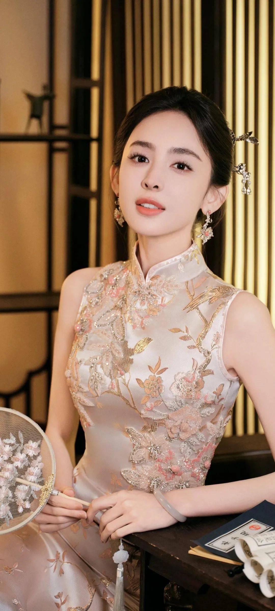 古力娜扎异域风情身材火辣!性感魅力谁这魅力谁能挡