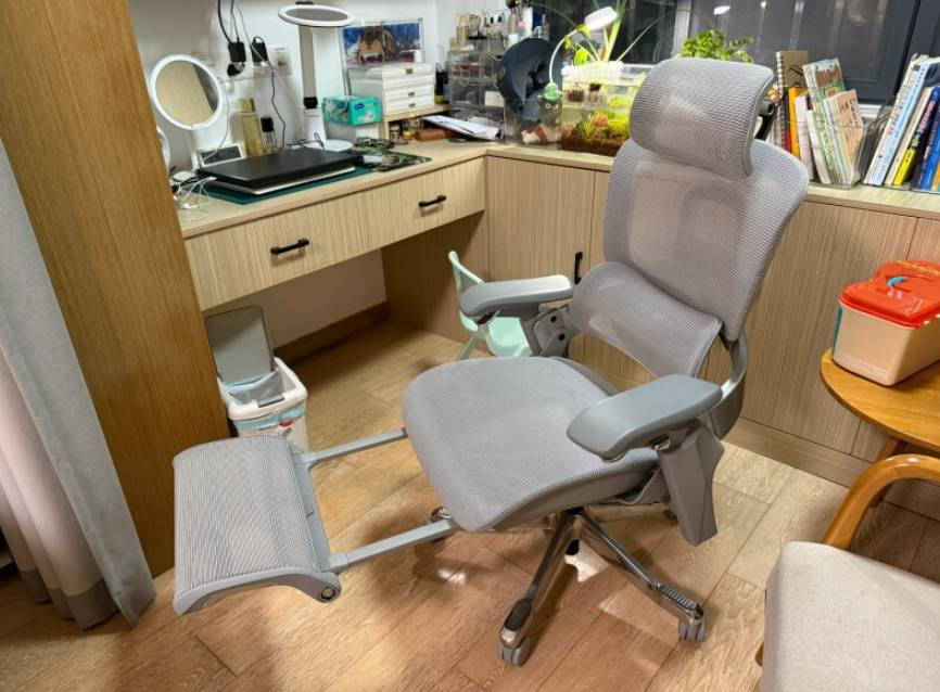 人体工学椅哪个牌子性价比高?2025年热门人体工学椅十大品牌推荐