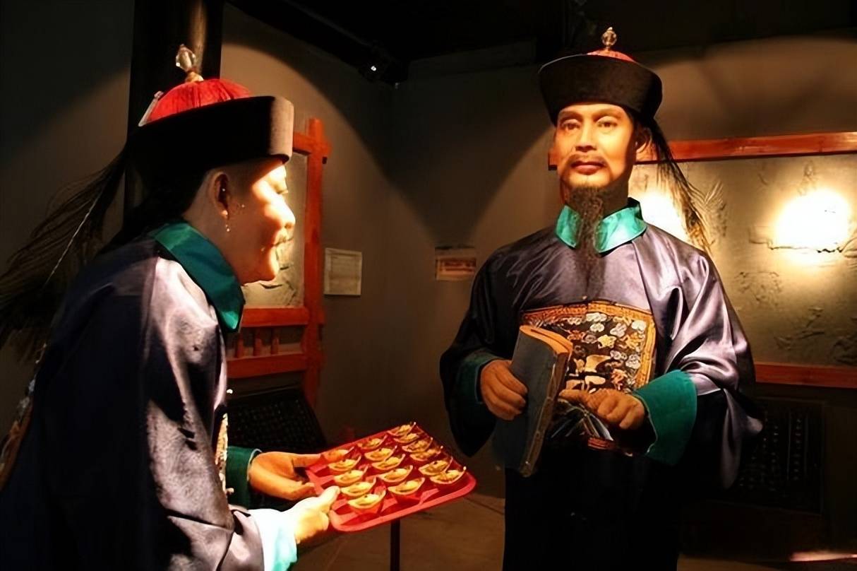 在古代杀一位一品大臣有什么后果?钦差大臣被杀引发的官场大地震