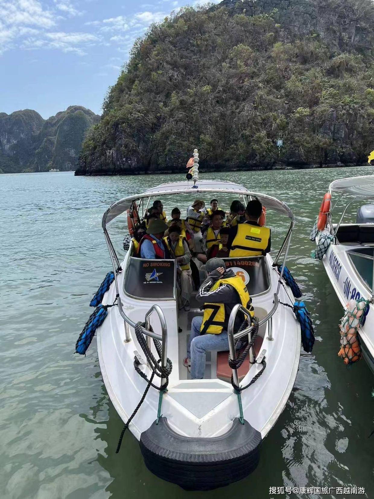体验越南下龙湾快艇,游览"迷宫仙境",酣畅淋漓的刺激