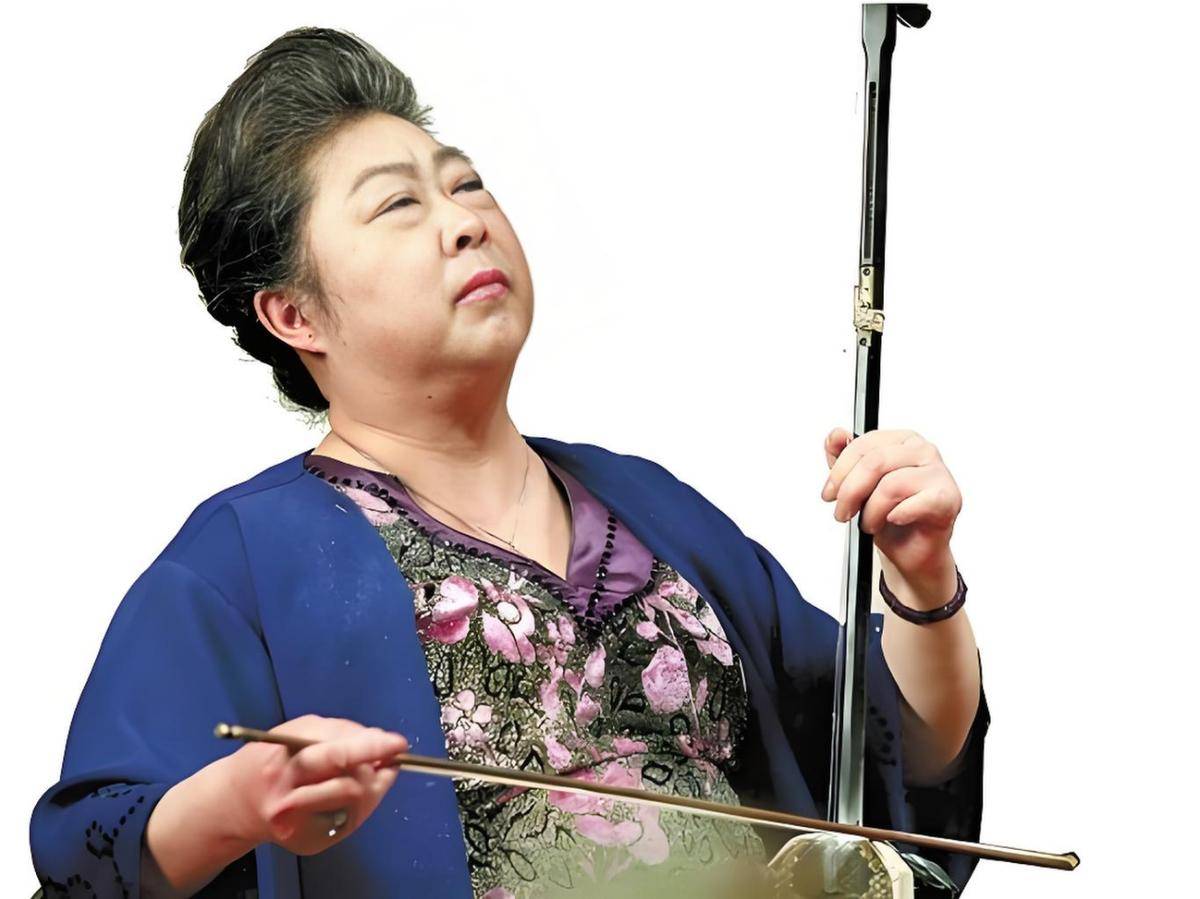 "二胡皇后"闵惠芬离世,癌症未能熄灭热情,最感恩的是丈夫