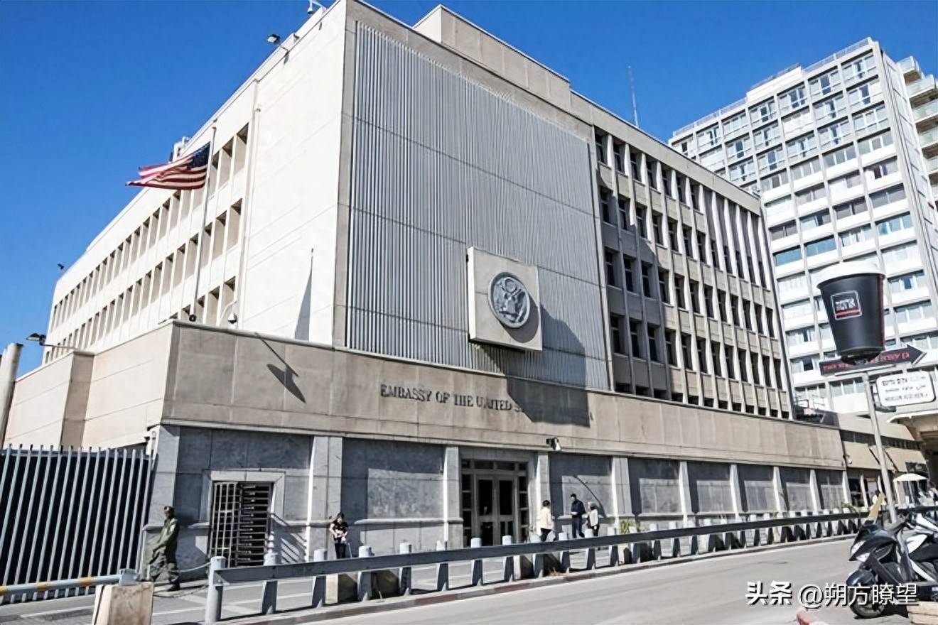 然而,令人震惊的是,美国驻以色列的大使馆却展现出截然不同的态度