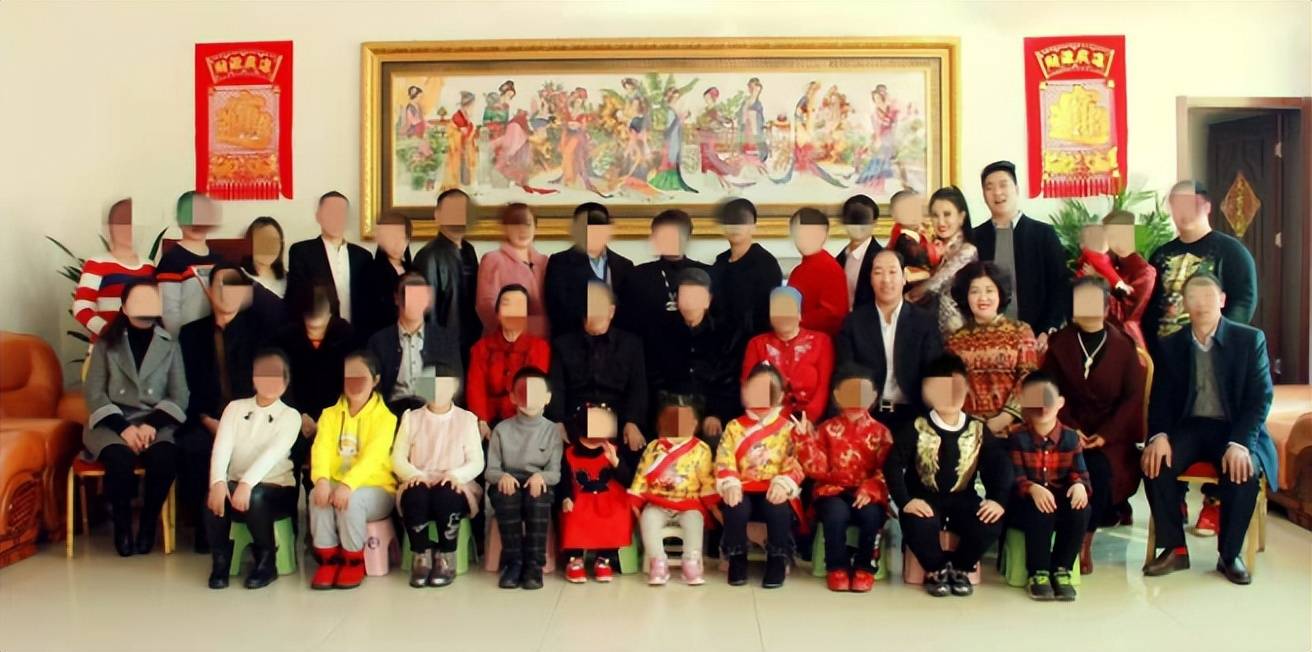 "山西阔太"寇静瑶落网记:19岁嫁入豪门,2019年被捕时面带微笑