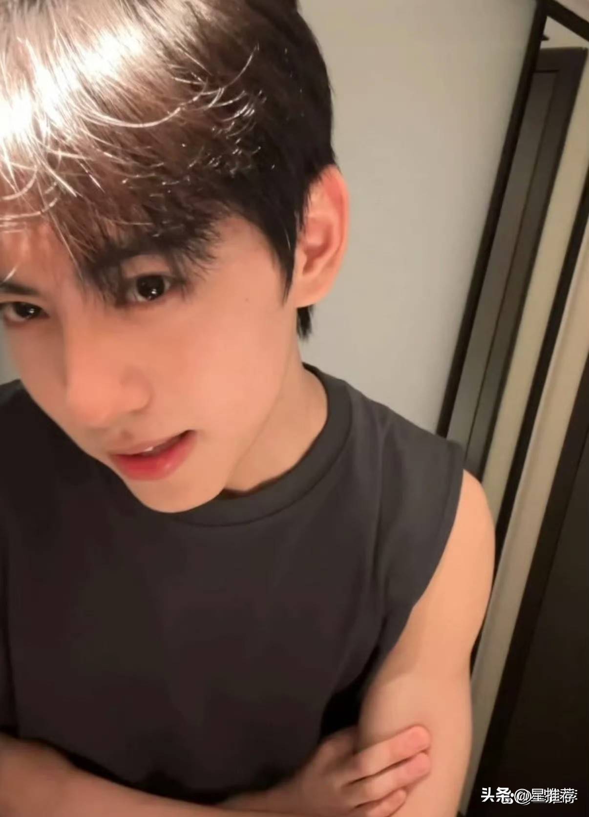 曝《逆爱》姜小帅饰演者刘轩丞，骗钱出轨引热议，公司回应无违规，事件