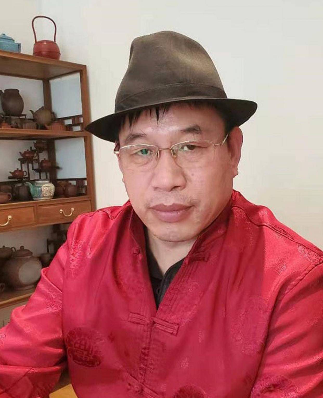 2025中国十大风水大师无量子颜廷利李居明领衔的玄学智慧群像