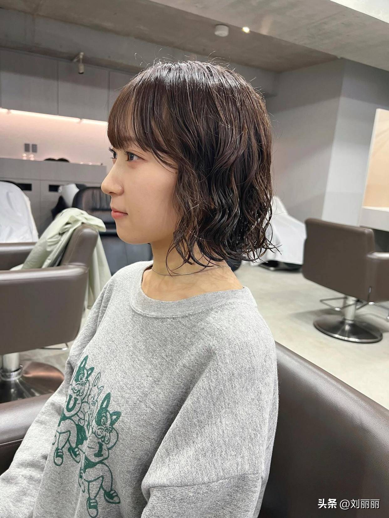 发型_发丝_时尚