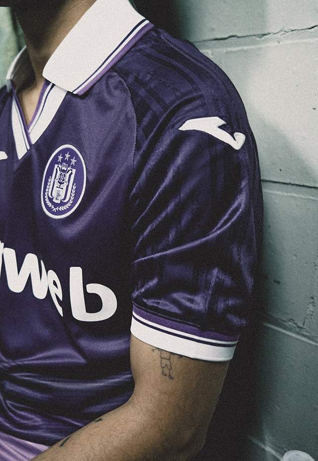 安德莱赫特足球俱乐部发布2025/26赛季球衣