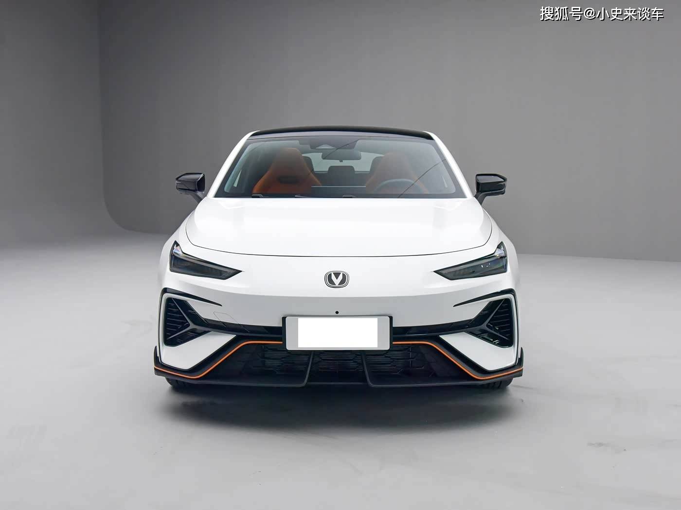 全新第三代UNI-V亮相！或不足11万起，配电动尾翼，搭载2.0T+8AT