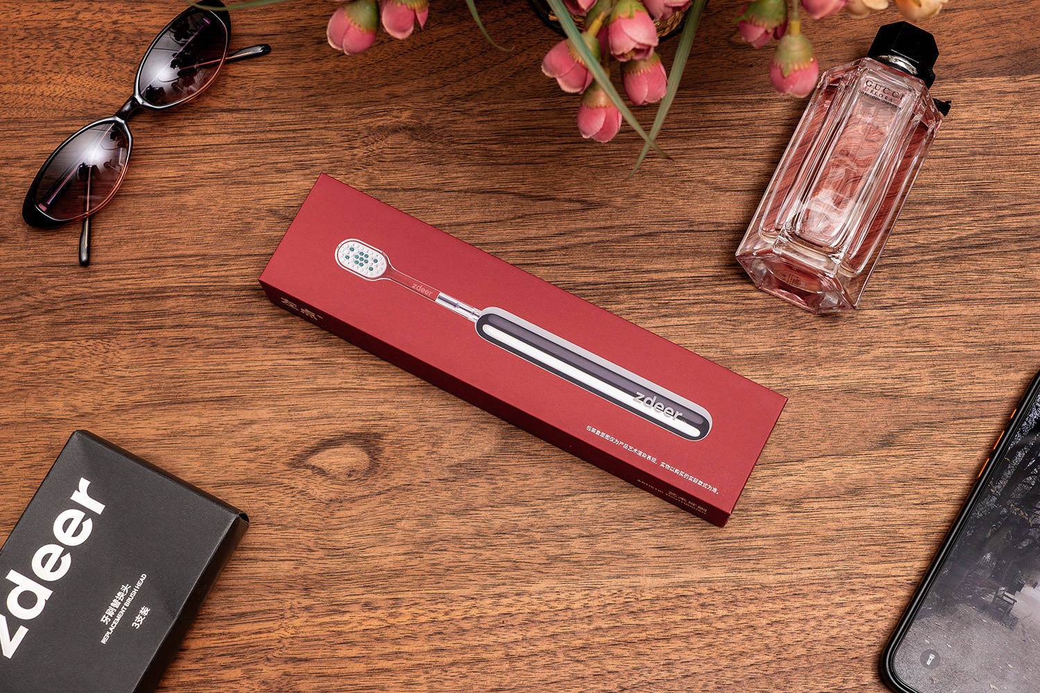 刷牙也能提供情绪价值?左点轻奢艺术牙刷:指尖上的金属美学