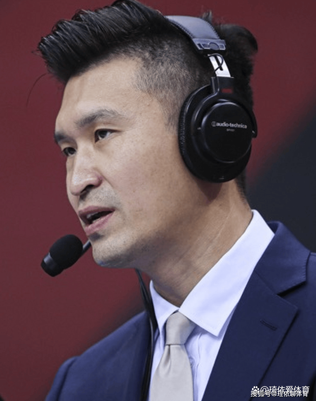 霍楠加盟四川男篮,这次他能再造奇迹吗?