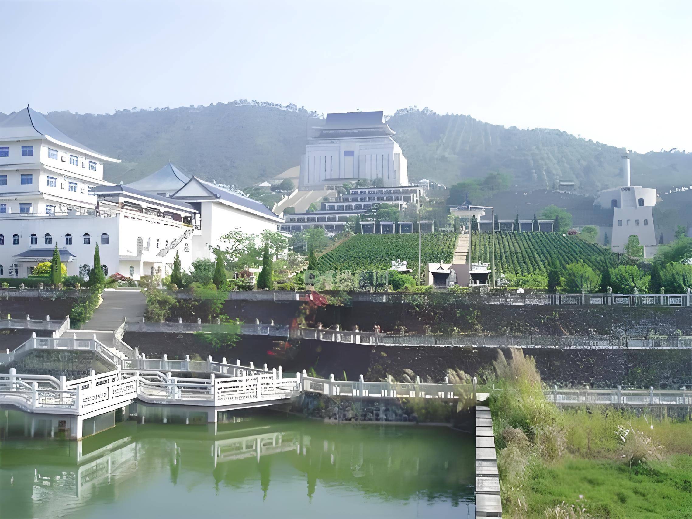 惠州【龙岩艺术陵园】预约中心【龙岩艺术陵园】2026年墓地价格