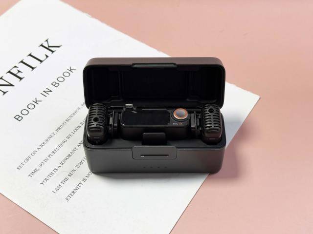 2025必看无线领夹麦克风推荐指南，大疆、西圣、飞利浦、博雅、猛犸等热门无线麦克风最新品牌实测数据测评对比，选购也能避开智商税！