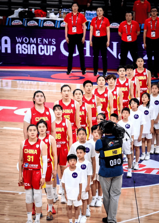 中国女篮大胜韩国队，韩媒质疑“胜之不武”引发热议