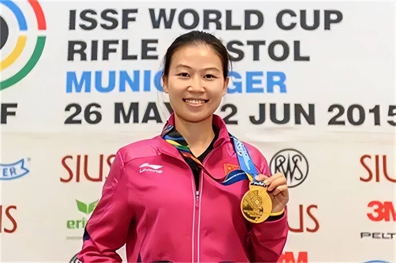 清华大学研究生,老公是学霸兼校友