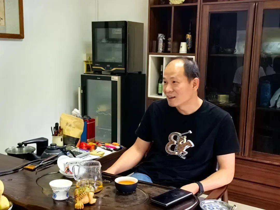 涂家具丨无悔当下，华轩家具漆、工业漆双轮驱动，奋进正酣 