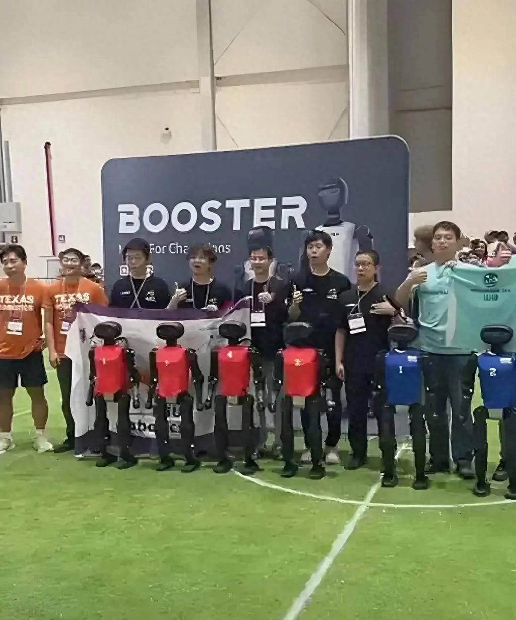 2025年RoboCup机器人足球世界杯：清华火神队夺冠，国足东亚杯捷报频传