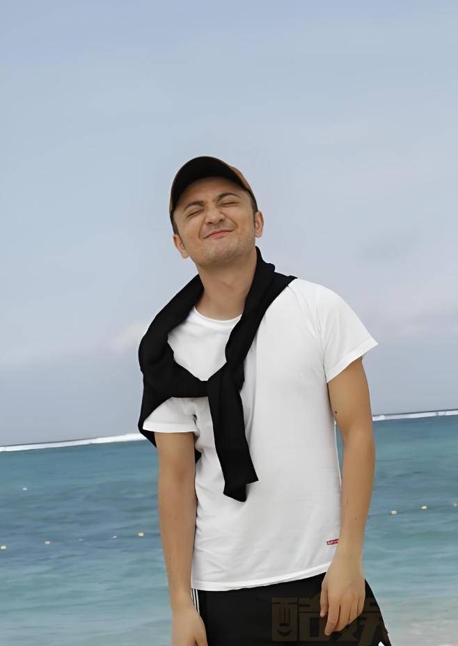 名嘴到孝子,尼格买提回乡探亲,家人院子成为焦点亮点