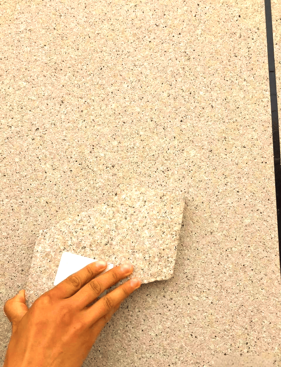 真石漆耐候性超5000小时的秘密!三大黄金指标曝光!