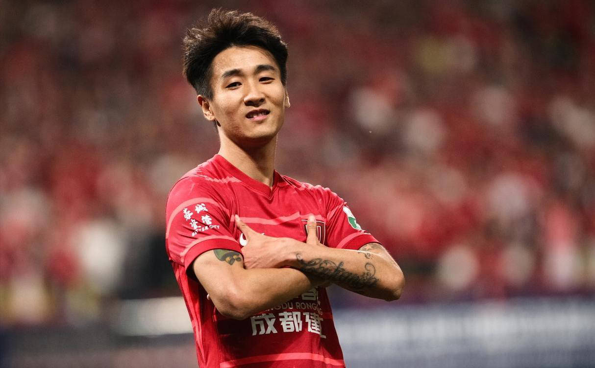 为何成都蓉城应该尽快续约韦世豪