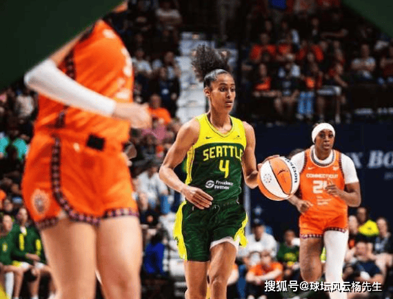 WNBA战报：迪金斯三双助风暴大胜，飞翼逆转自由人李月汝表现亮眼