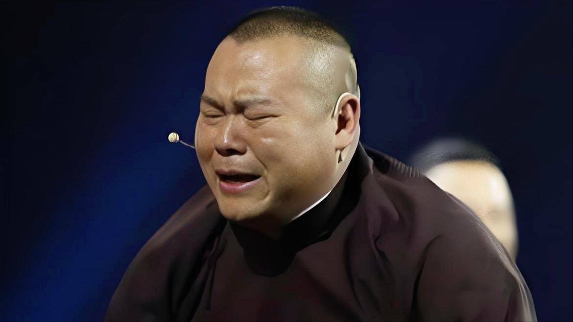 钱赚够了,名声却完了!岳云鹏演唱会翻车,观众怒喊退票场面尴尬