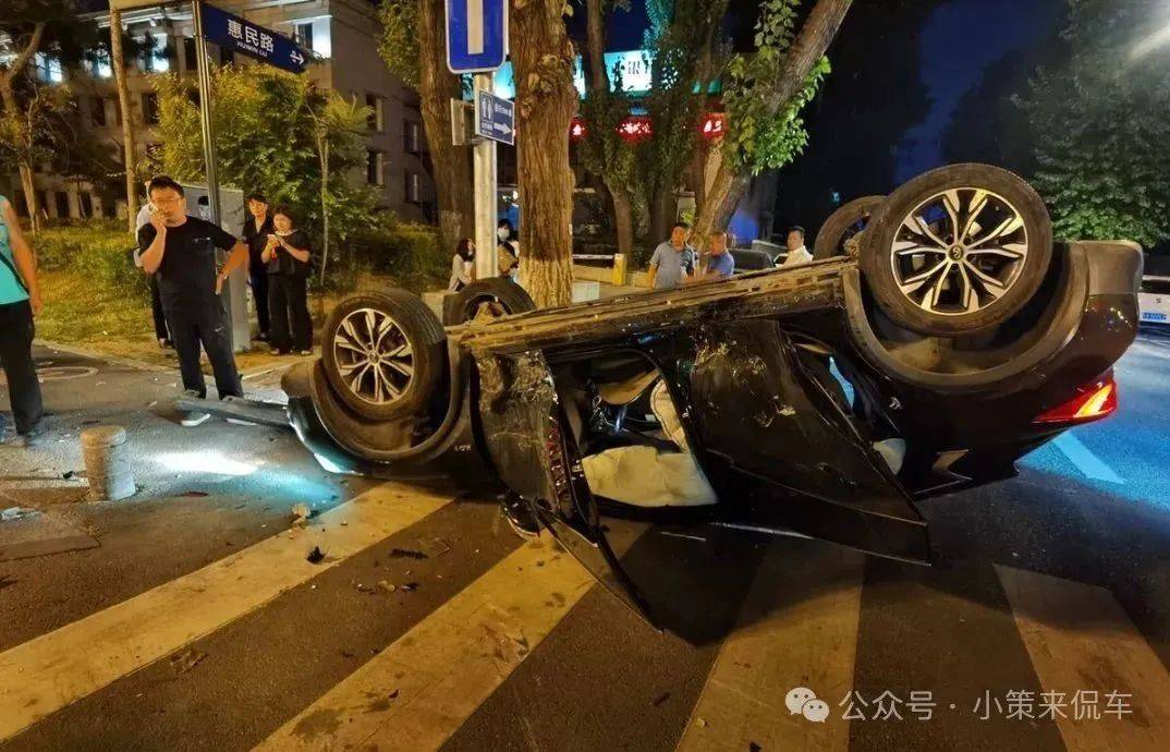 与同事喝酒,同事因酒后驾车发生车祸而死亡,这种情况我方需要承担什么