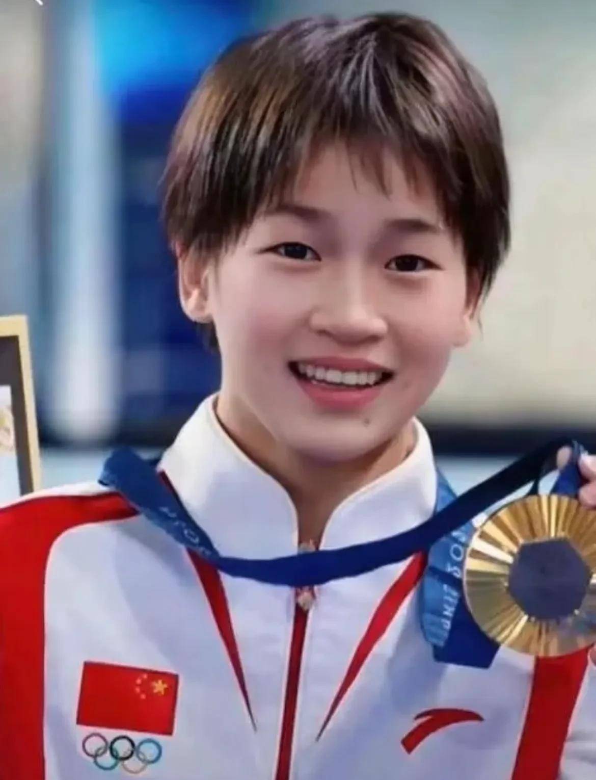 全红婵训练照引关注,无惧流言她用实力成跳水榜样