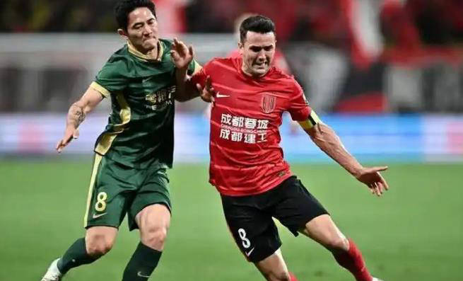 成都蓉城拟宣布签下重量级球员，或将成为亚冠新外援，曾与马奎尔同队