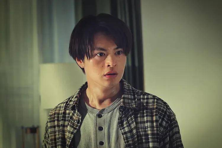 长泽雅美,濑户康史,田中哲司,池村碧彩,本田都同花导演/编剧: 矢口史