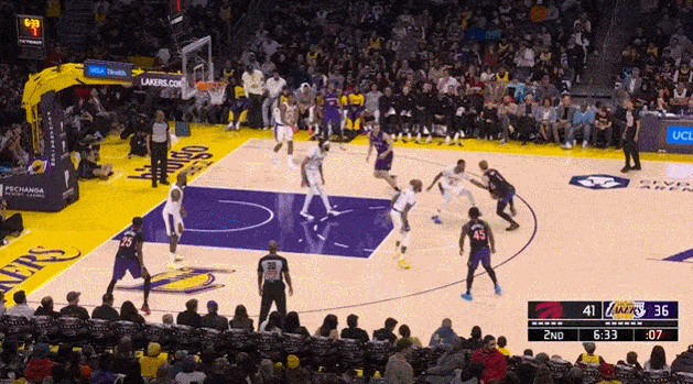 九游体育：湖人队新赛季：雷迪什表示将提升传球技巧