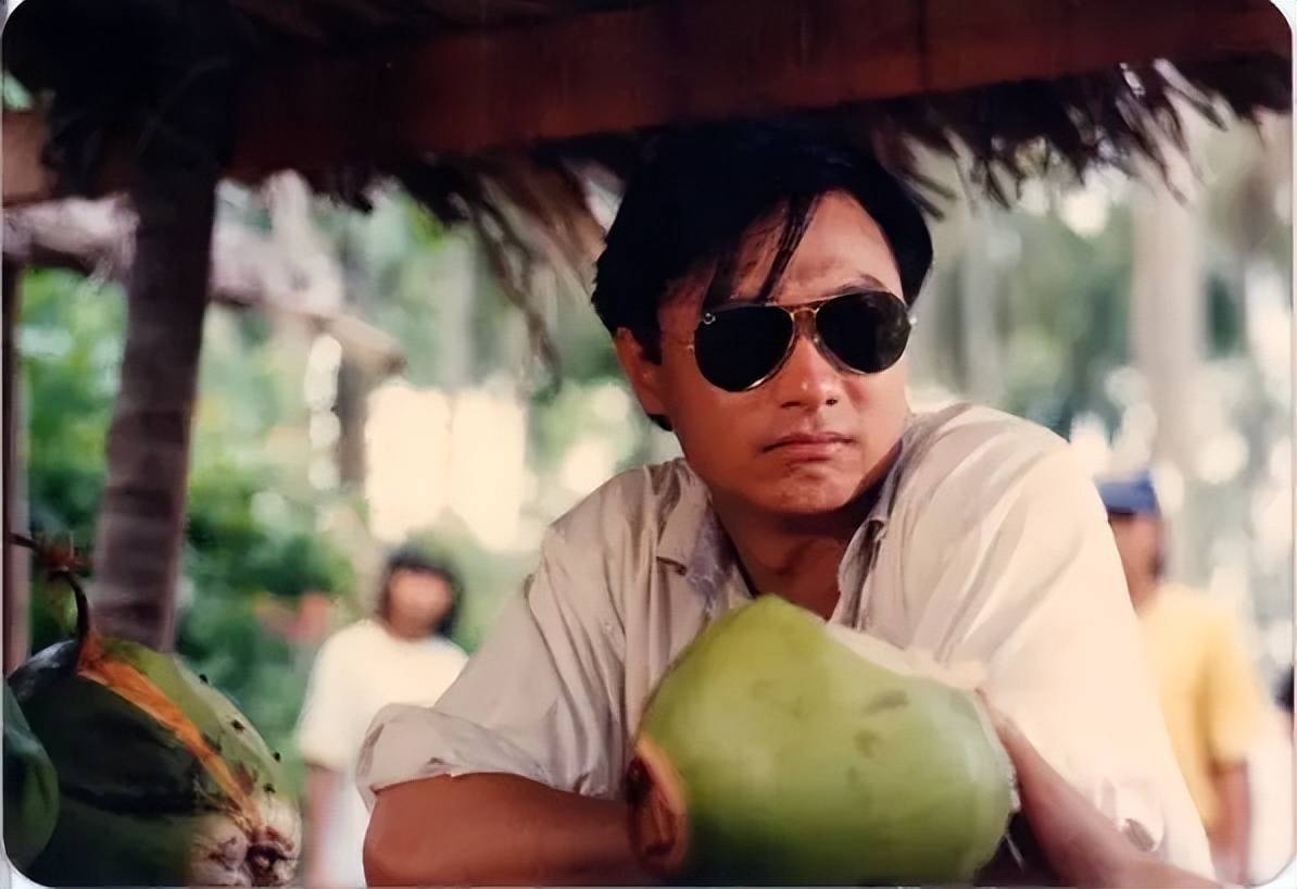 原创到底有多帅让林青霞主动示好他拒之千里对刘嘉玲也避而不见