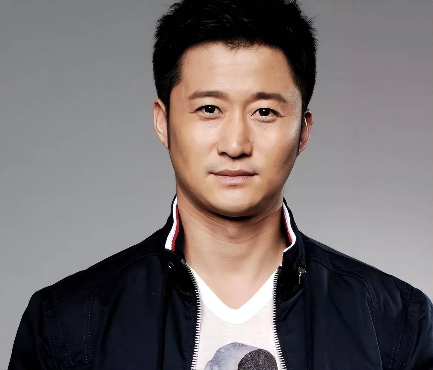 吴京的"伪装",揭露了娱乐圈的"悲哀"