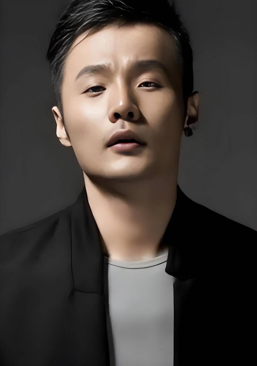 这次年过四十与妻子约定丁克的李荣浩,终究还是后悔了