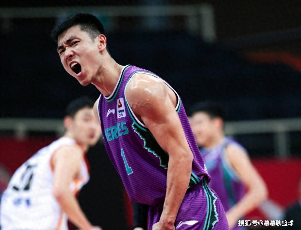 中国男篮亚军，郭士强点名表扬此人，不是赵睿也不是胡金秋