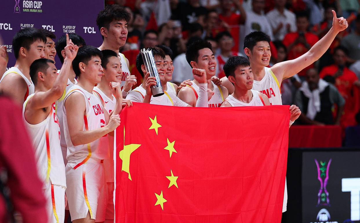 中国男篮精心准备，险胜澳大利亚！原来与赛前一举紧密相关