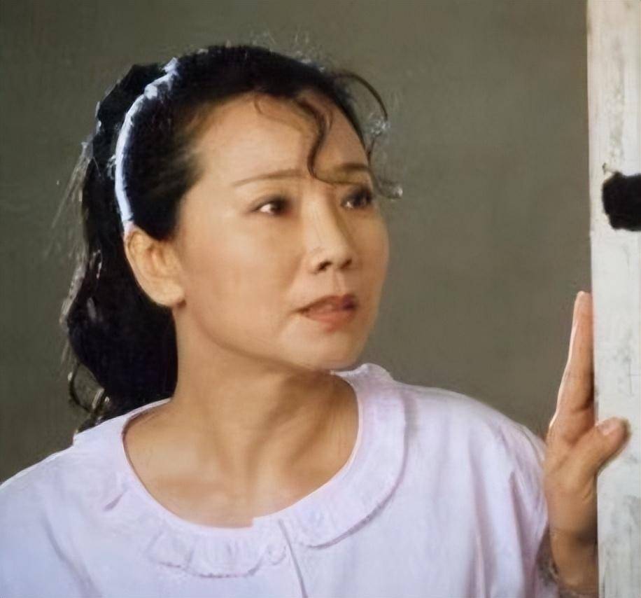 赵奎娥:为婚姻操劳了一辈子,丈夫失眠令她烦恼,今儿子成了心病