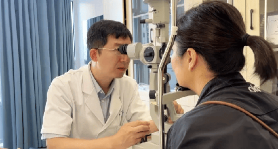 “八重安全屏障”——哈尔滨华厦眼科全生态屈光术式安全质量体系技术发布会圆满落幕！