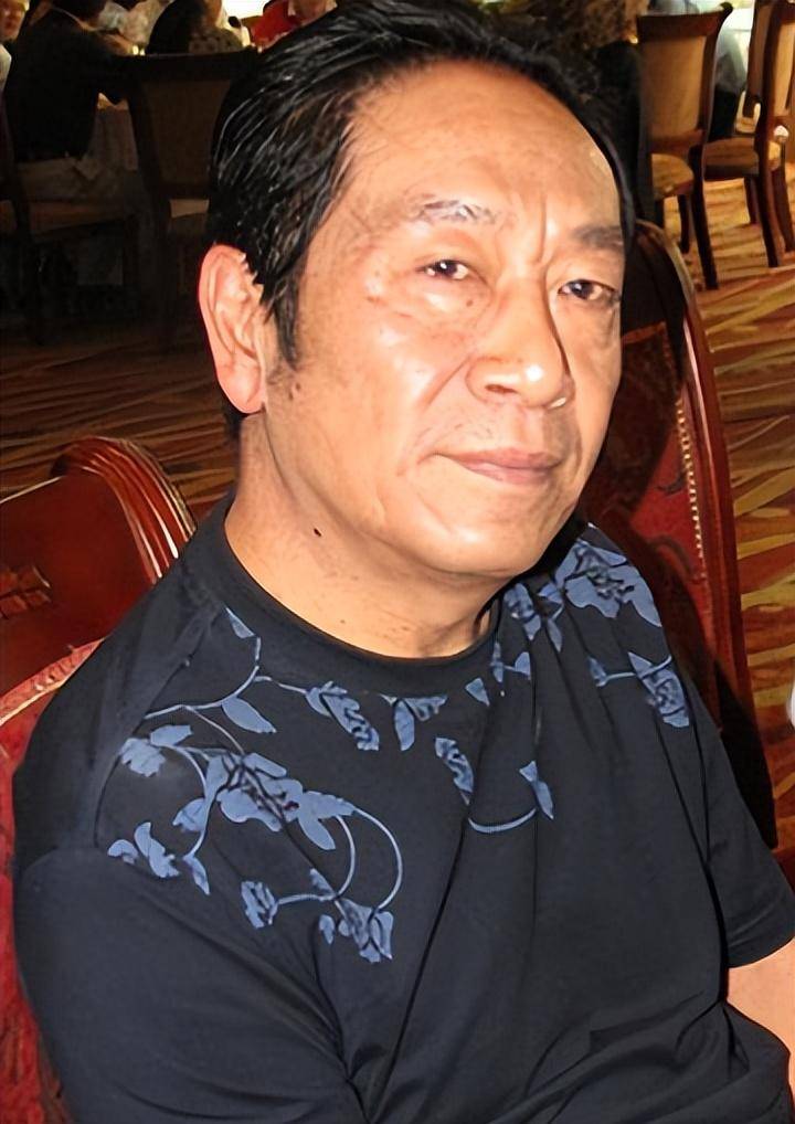 王奎荣坦言,&34所以我想趁现在还能工作,多赚点钱,让她们以后的生活