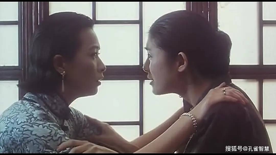 香港大尺度影片《自梳》:跨50年双女深情,乱世苦难与现代情伤交织