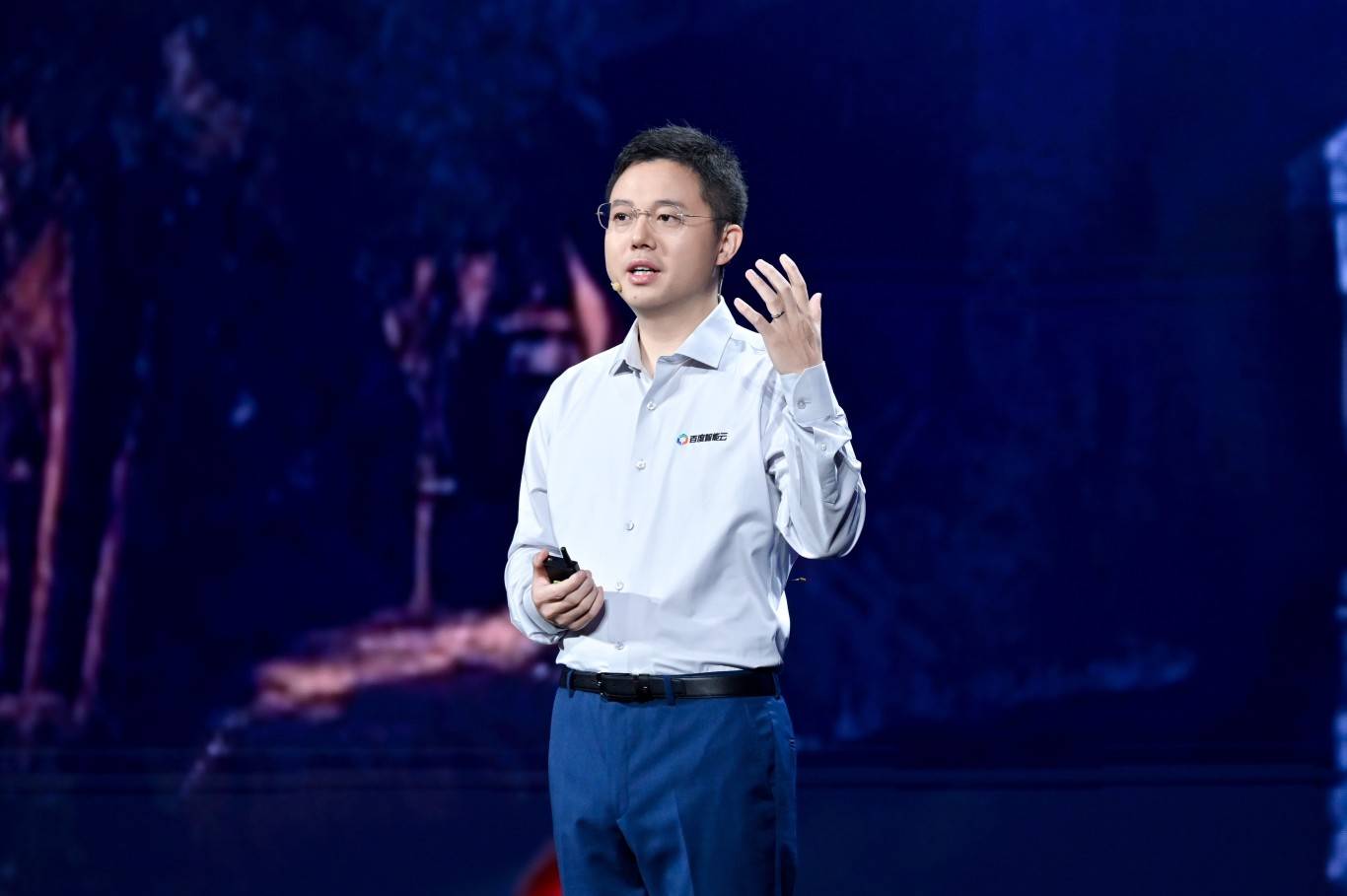 百度沈抖：智能经济时代，呼唤智能优先的AI云-锋巢网