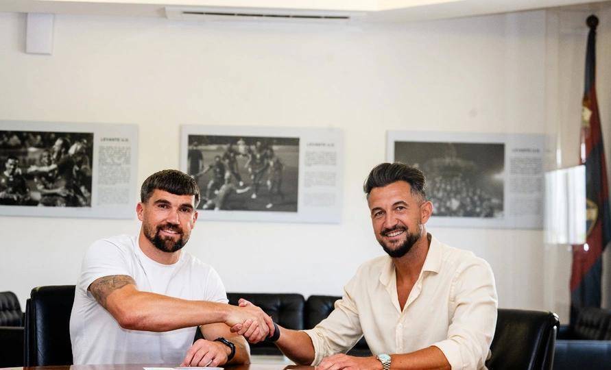 从扑出沙特点球到登陆西甲!瑞安加盟莱万特,33岁门将的欧洲漂流再启程