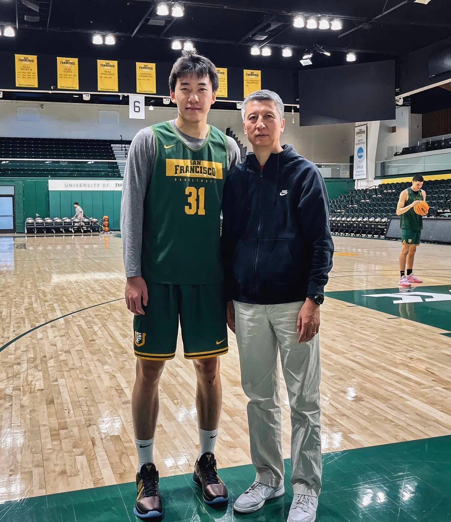 下一个登陆NBA的中国球员?20岁男篮前锋官宣:明年参加选秀