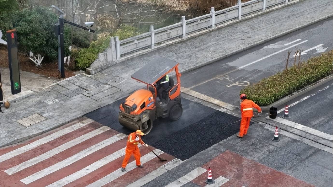 无人机桥梁巡检之桥头跳车"顽疾"破解指南:从沉降控制到长效养护